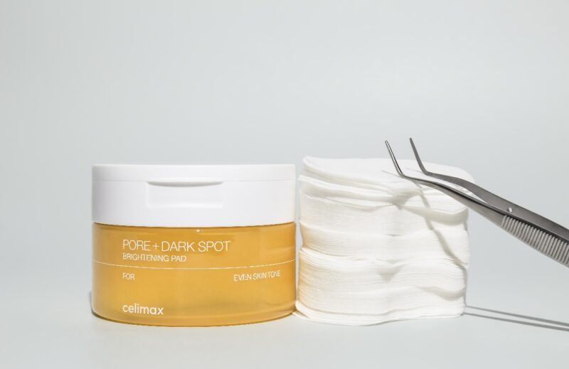 Celimax Brightening Pore Contagion Pad - Image 2